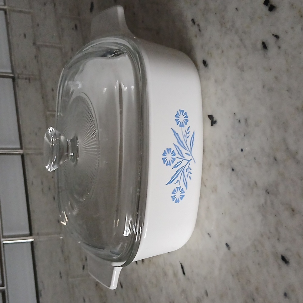 VINTAGE Blue Cornflower Corning Ware Casserole Dish 1 Quart A-1-B With Lid!